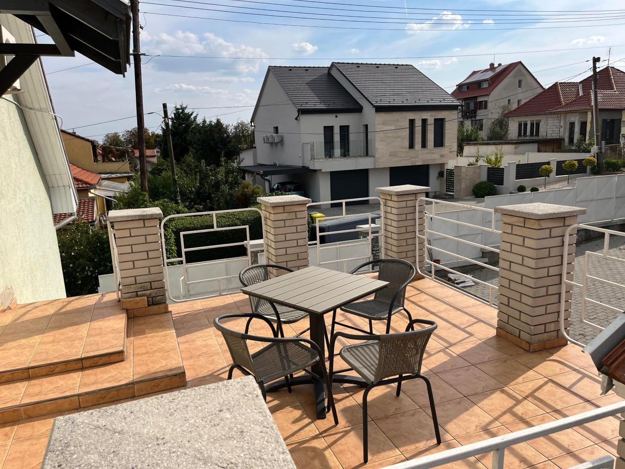 Petoefi Vendeghaz Hotel Eger Luaran gambar