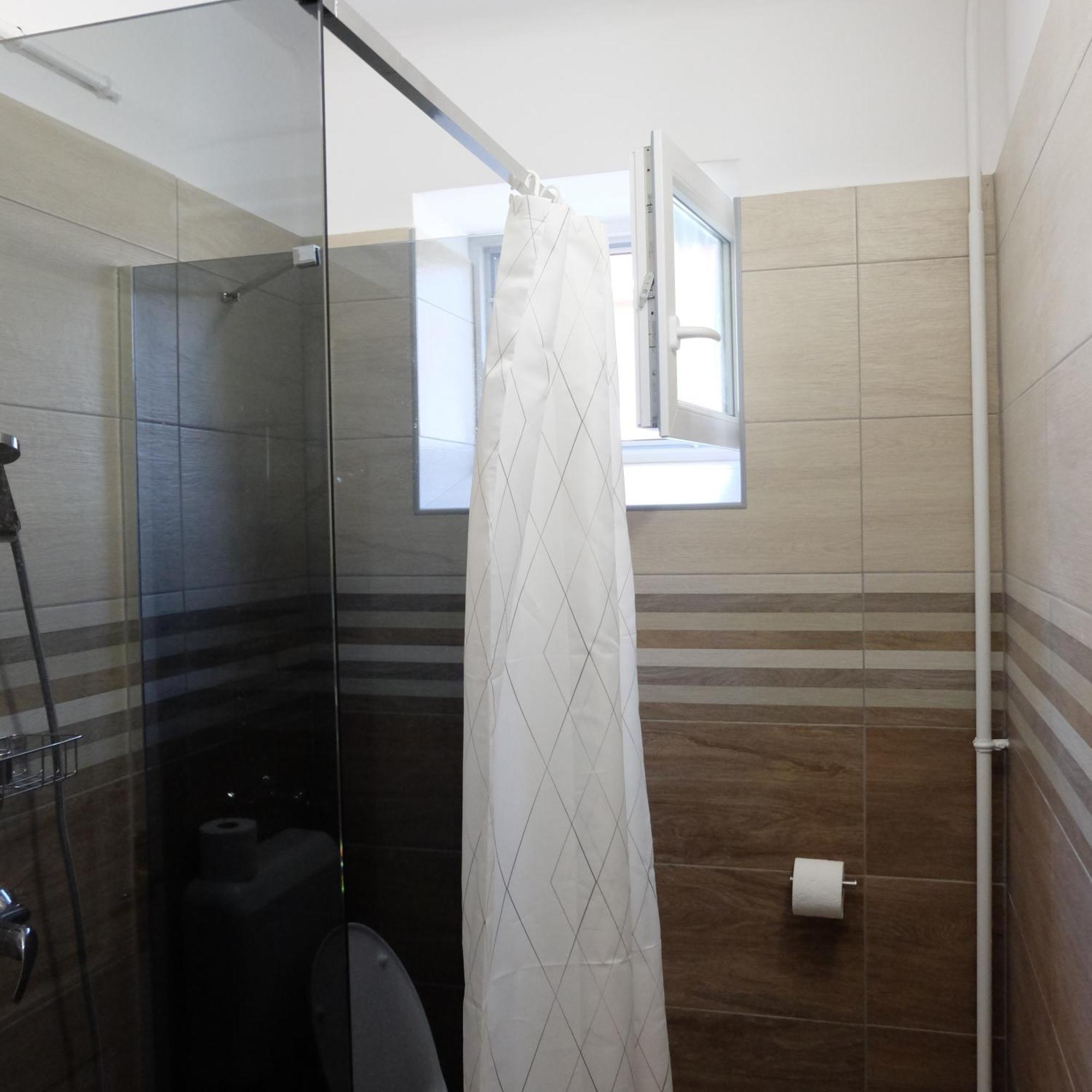 Petoefi Vendeghaz Hotel Eger Luaran gambar